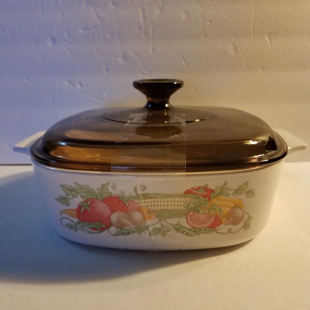 Corningware Garden Harvest 2 QT w Lid
